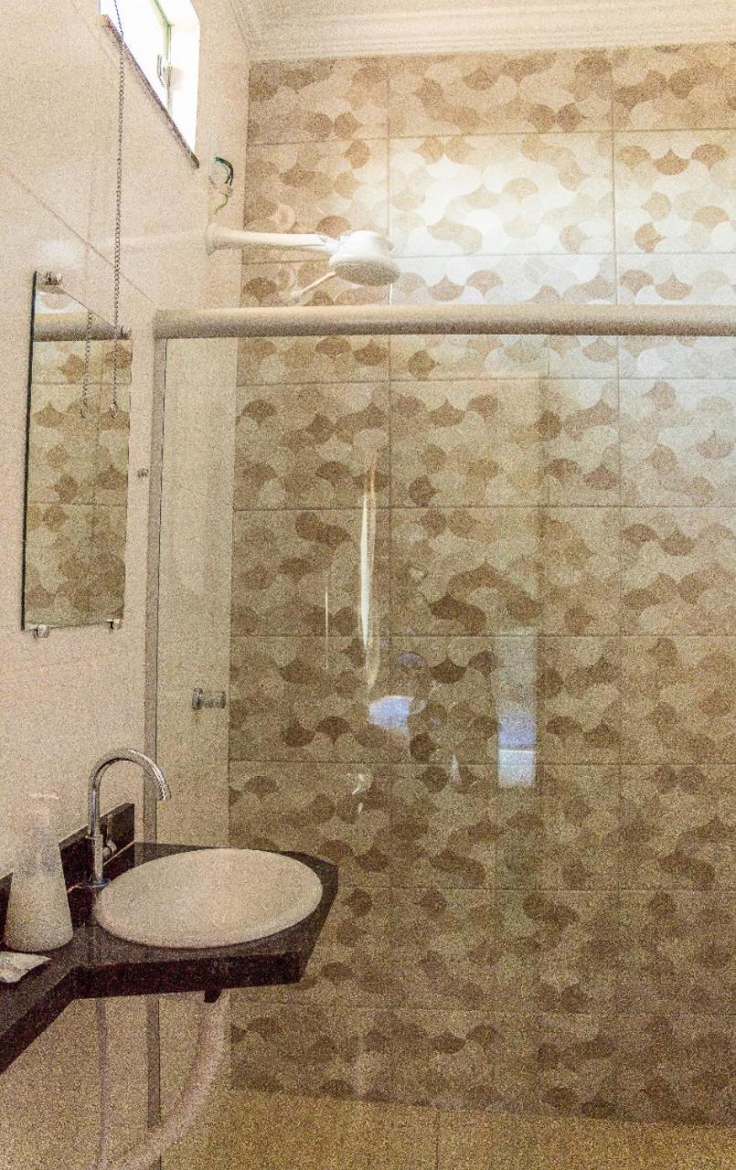 Pouso Oliveira Suites São João Batista do Glória 外观 照片